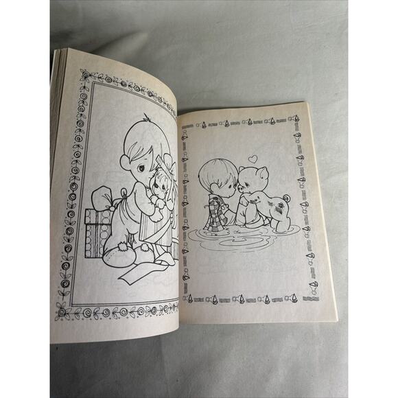 Precious Moments Merrigold Press Caring And Sharing Coloring Book 1999 - Picture 2 of 2